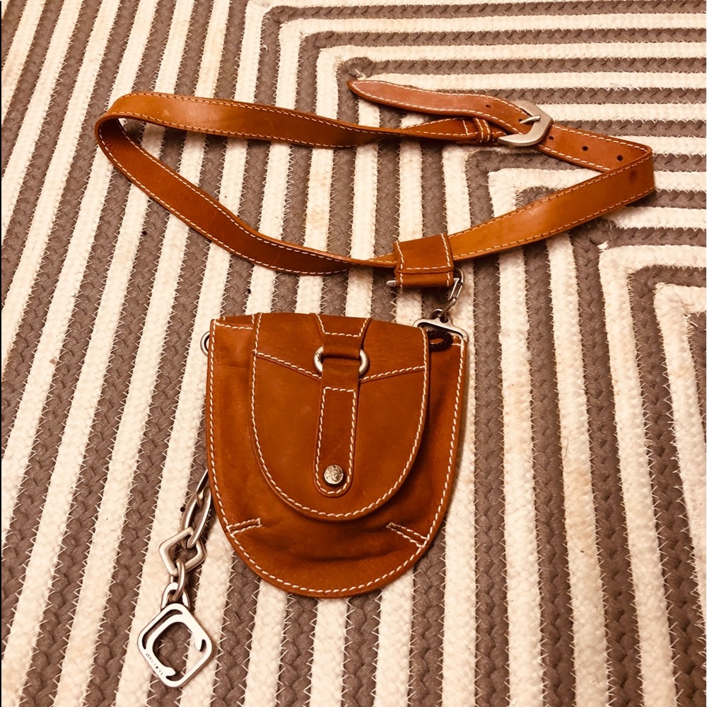 NWOT LEATHER Stitched Belt with attached bag